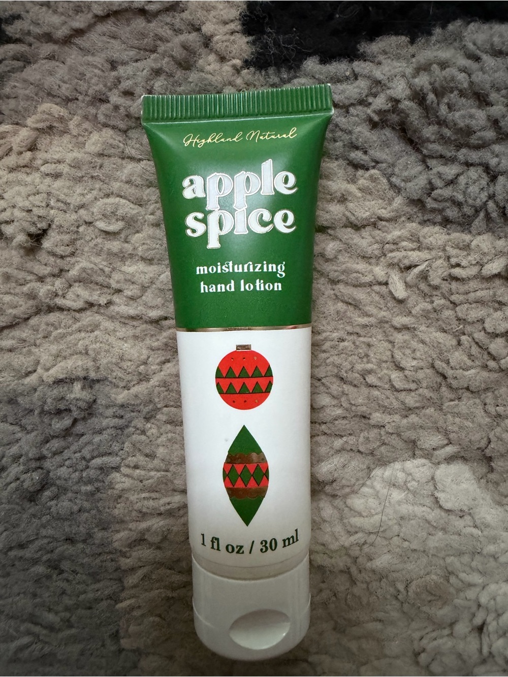 Apple Spice Moisturizing Hand Lotion - Green & White